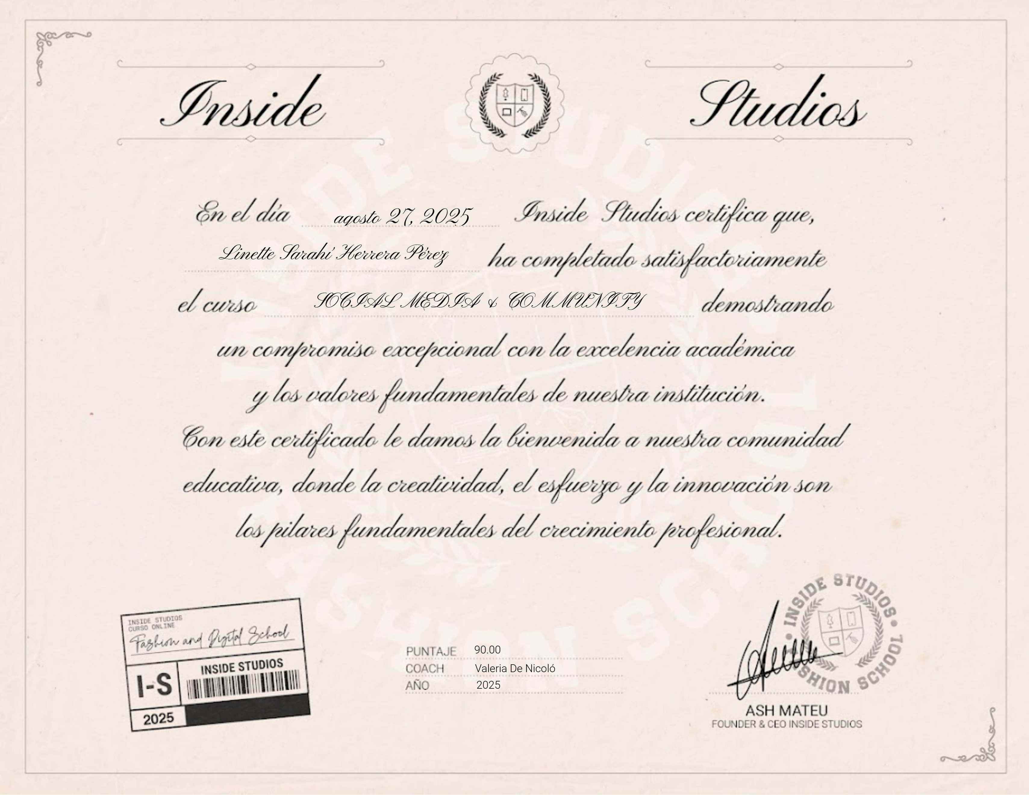 SOCIAL MEDIA & COMMUNITY MANAGER 11.1